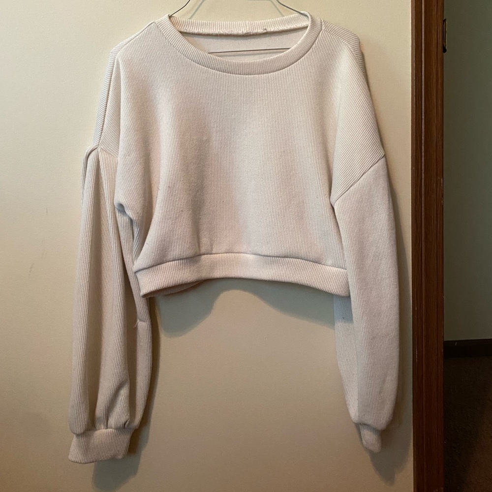 Cropped Crewneck